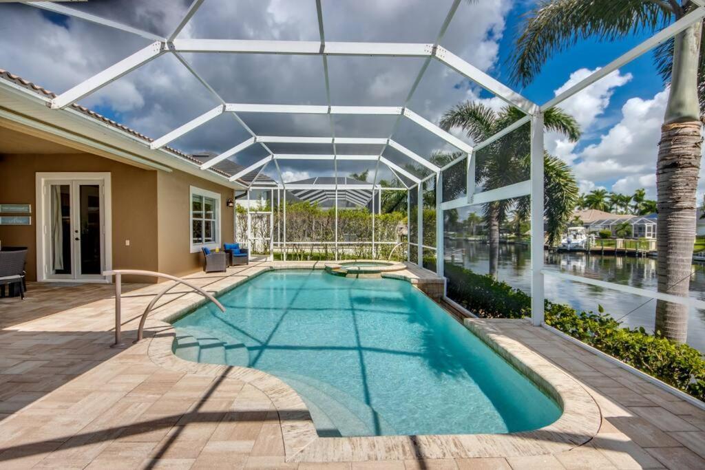 Villa Martinique By Coralvilla Cape Coral Exterior foto